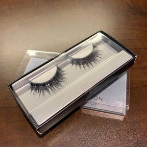 NWT Sephora Dramatic Volume Lash Swanky #33